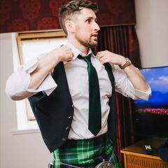 Profile Picture of darrentoye (@darrentoye) on Tiktok