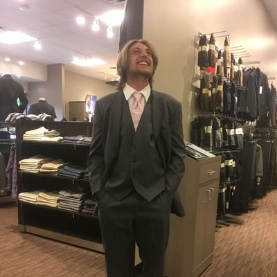 Profile Picture of Andrew Schreiner (@andrewschreine3) on Twitter