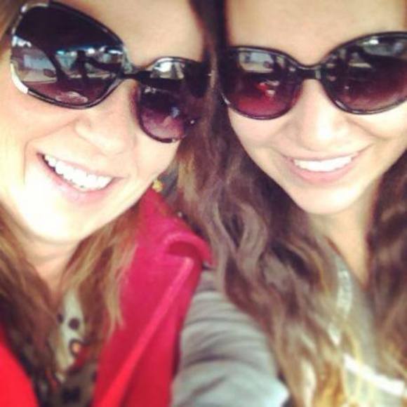 Profile Picture of Cheryl Frank-gemuenden (@cherylgemuenden) on Poshmark