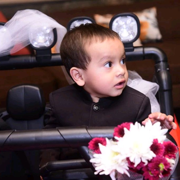 Profile Picture of Ayesha Gulzar (@ayeshagulzar00) on Tiktok