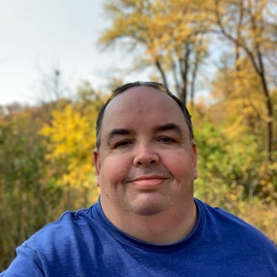 Profile Picture of Mike Cox (@iowa_chaser) on Twitter