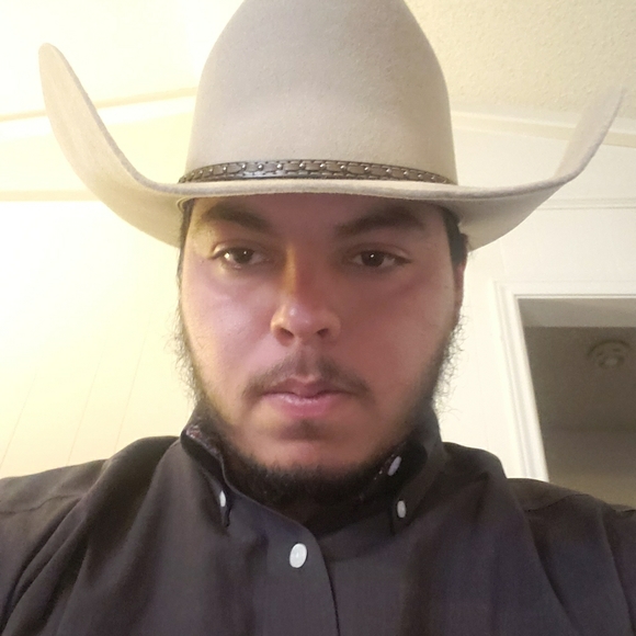 Profile Picture of Joseph Quevedo jr (@quevedojojo) on Poshmark