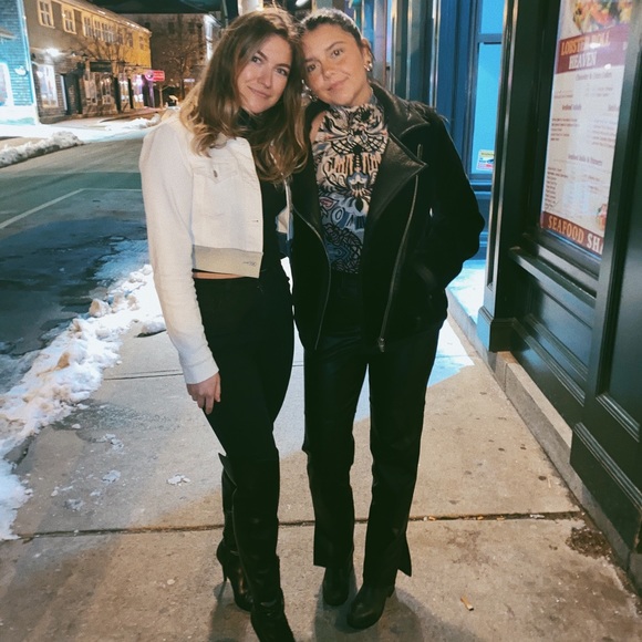 Profile Picture of Haille Glaser (@hail_g) on Poshmark