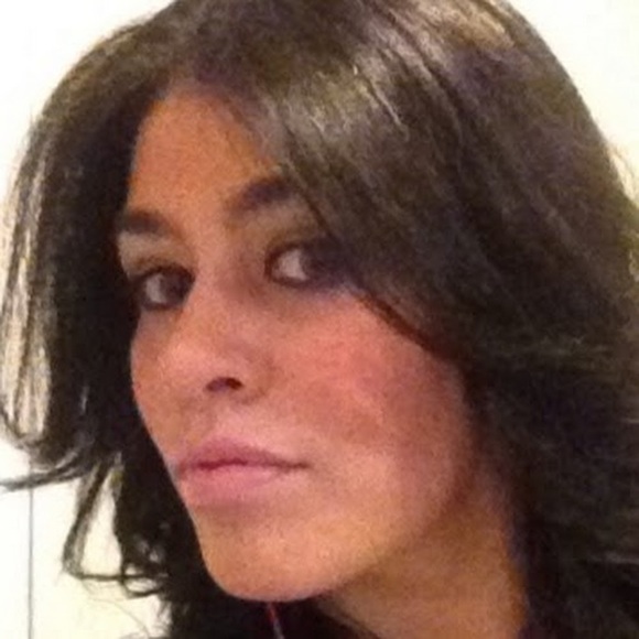 Profile Picture of Luccianna Forestier (@lucciannaf) on Poshmark