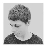 Profile Picture of Lisa Cropp (@lisacropp) on Youtube