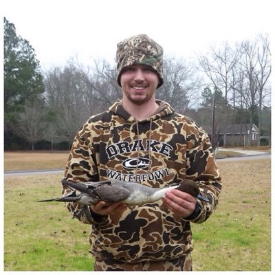 Profile Picture of Andrew Hallman (@AndrewHallman2) on Twitter