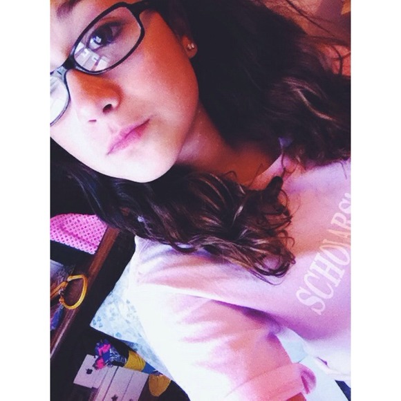 Profile Picture of Molly Sautner (@molly_sautner) on Poshmark