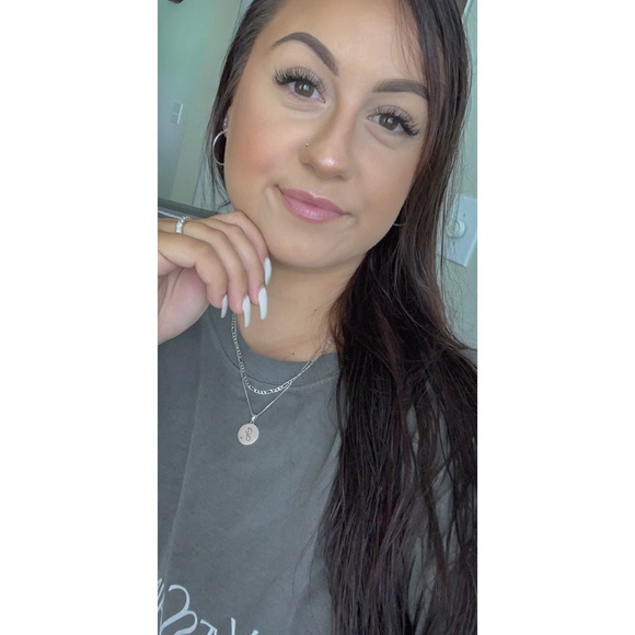 Profile Picture of Jayme Roberts (@xojaymeroberts) on Poshmark