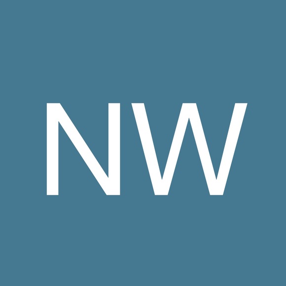 Profile Picture of Nicole Wallack (@nmwallack) on Poshmark