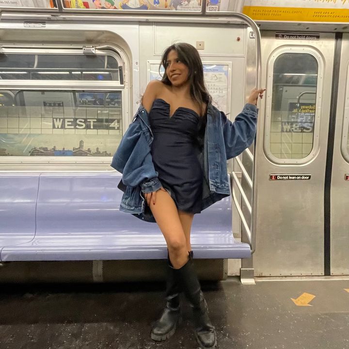 Profile Picture of d (@diannaperla) on Tiktok