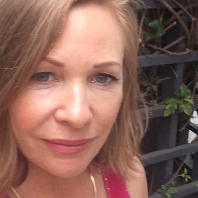Profile Picture of Ann Gould (@anniejames123) on Twitter