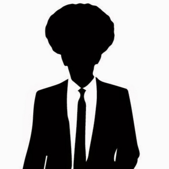 Profile Picture of Christopher Wright (@cmrwrightesq) on Poshmark