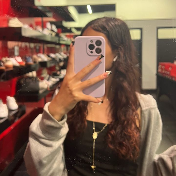 Profile Picture of noel🦈💋 (@poetry_bynoel) on Tiktok