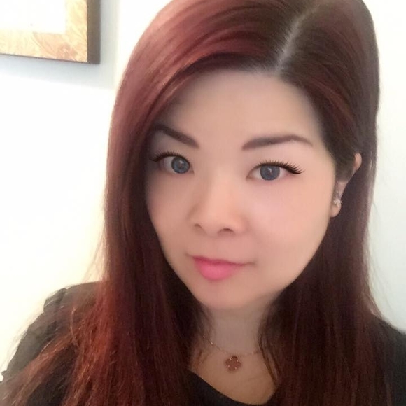 Profile Picture of Cindy Chen (@cchen3838) on Poshmark