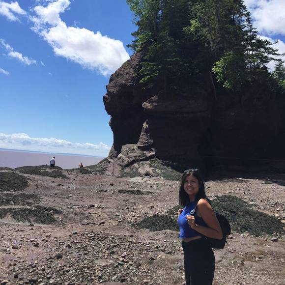 Profile Picture of Alexa Pong (@alexapong) on Poshmark