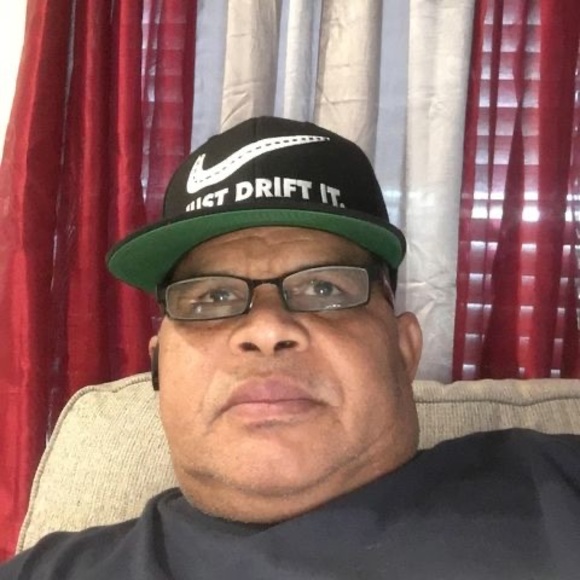 Profile Picture of Rivas Jose (@rivasjose212) on Poshmark