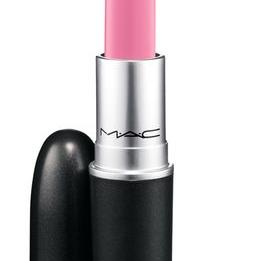 Profile Picture of Adele Lucas (@adelelucas931) on Twitter