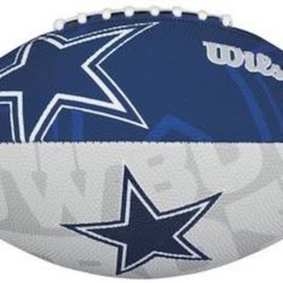 Profile Picture of Martin Carpio (@martincarpio) on Poshmark