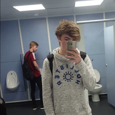 Profile Picture of Dylan Cameron (@dylancameron124) on Twitter