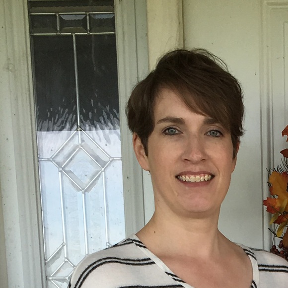 Profile Picture of Tara Chase (@tara_chase) on Poshmark