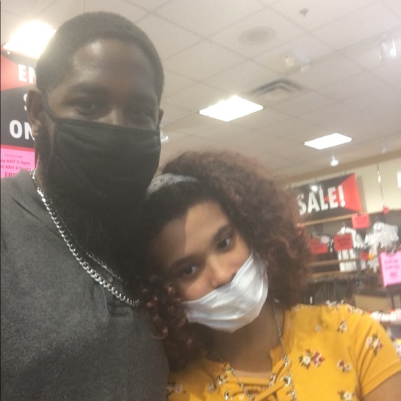 Profile Picture of Quinton Moore (@mooreqp) on Poshmark