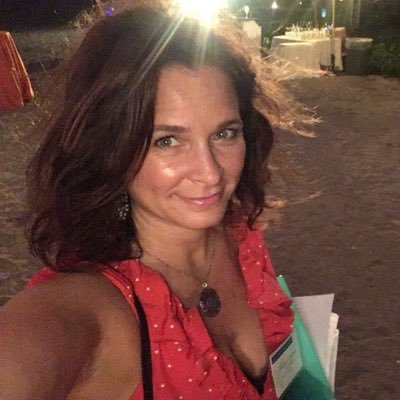 Profile Picture of Kristen Connors (@kmcincali) on Twitter