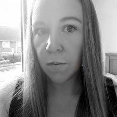 Profile Picture of Sarah Pollitt (@sarahpollitt1986) on Tiktok