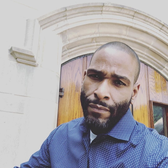 Profile Picture of Marcus Bates (@emdotbates) on Poshmark