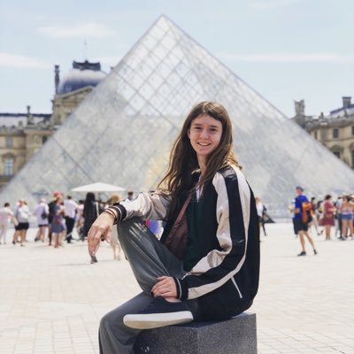 Profile Picture of Claudia Testa (@ClaudiaTesta16) on Twitter