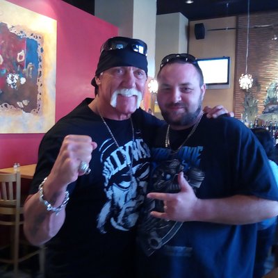 Profile Picture of Uncle Dude (@LinstrothRobert) on Twitter