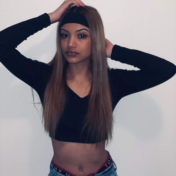 Profile Picture of Samantha Dumet (@_samantha1) on Poshmark