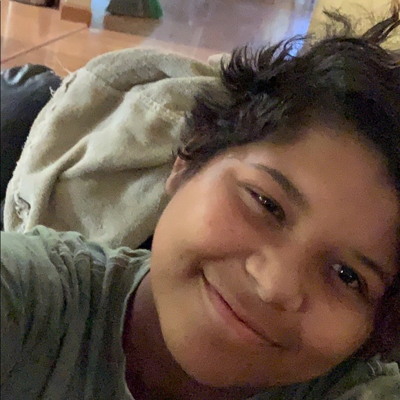 Profile Picture of Miranda Beltramo (@mirandabeltramo) on Poshmark