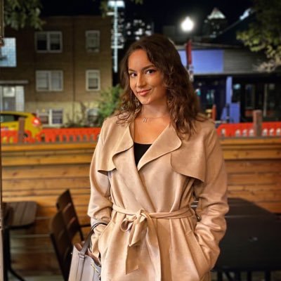 Profile Picture of Nina (@CeklicYourself) on Twitter