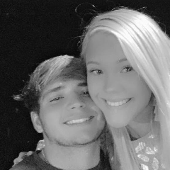 Profile Picture of Jeffrey Gray (@jgray02) on Poshmark