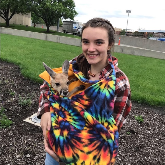 Profile Picture of Grace Reesman (@greesman) on Poshmark