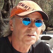 Profile Picture of Thomas Perry (@ThomasPerryMusic) on Youtube