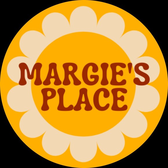 Profile Picture of Maureen Duncan (@margies_place) on Poshmark