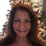 Profile Picture of Mandy Holland (@rosiecheeks42) on Instagram