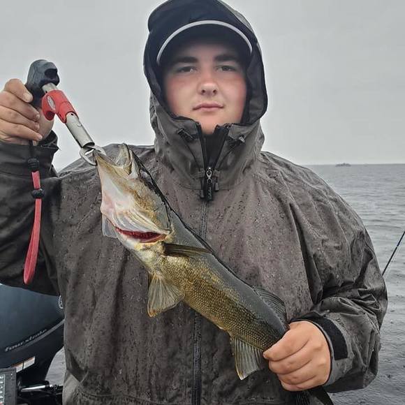 Profile Picture of Jackson Gindt (@jacksongindt) on Poshmark