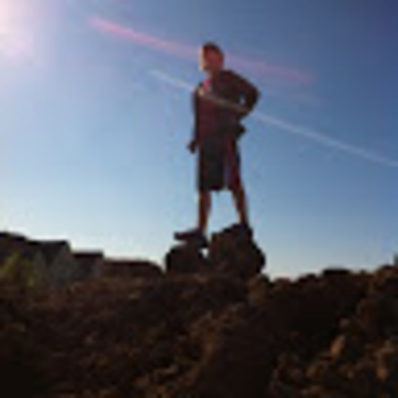 Profile Picture of Camden Davis (@camochiozo) on Poshmark