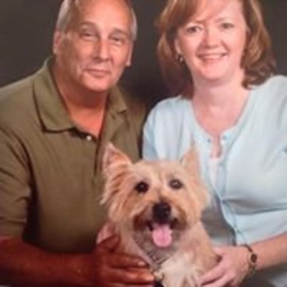 Profile Picture of Penny Frownfelter (@pfrownfelter) on Poshmark