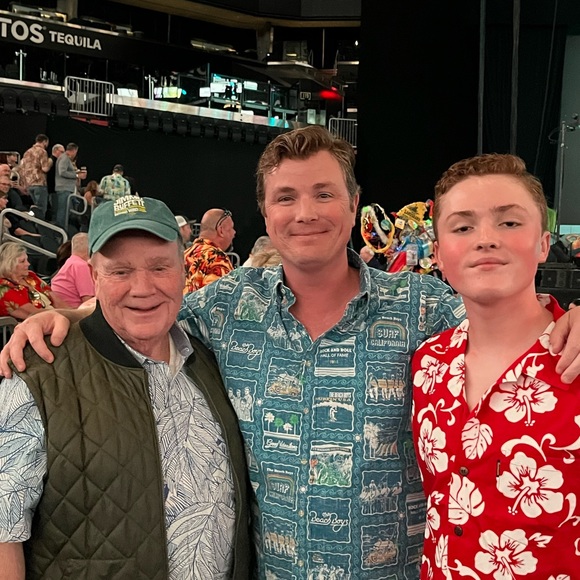 Profile Picture of George Reid (@juniorreid13) on Poshmark