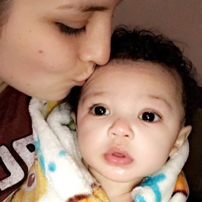 Profile Picture of Amanda Hooser (@amanda_hooser) on Twitter