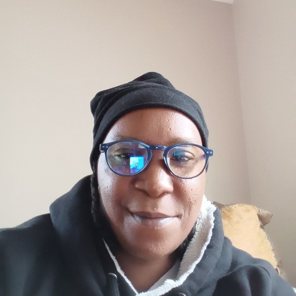 Profile Picture of Thomasina Singletary (@thomasinasin162) on Poshmark