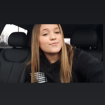 Profile Picture of Amber Stroh (@stroh_amber) on Twitter