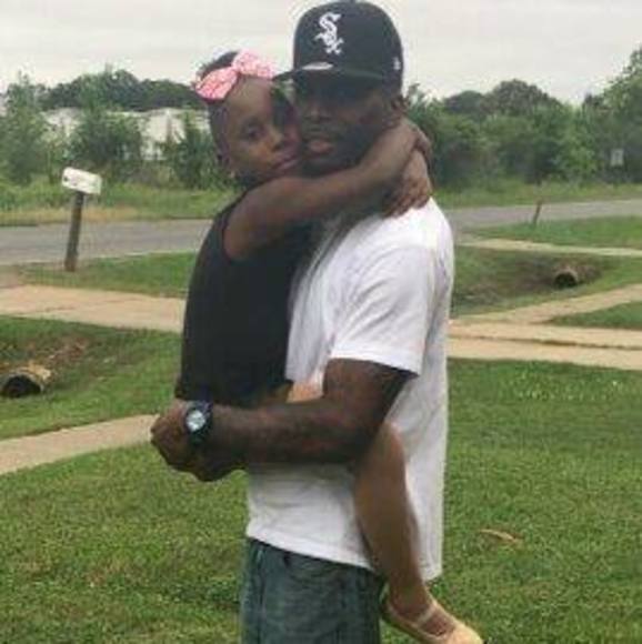 Profile Picture of Carlos Powell (@powellcarlos6) on Poshmark