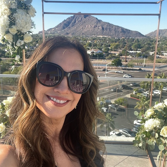 Profile Picture of Paula Rabbitt (@lamblovers) on Poshmark