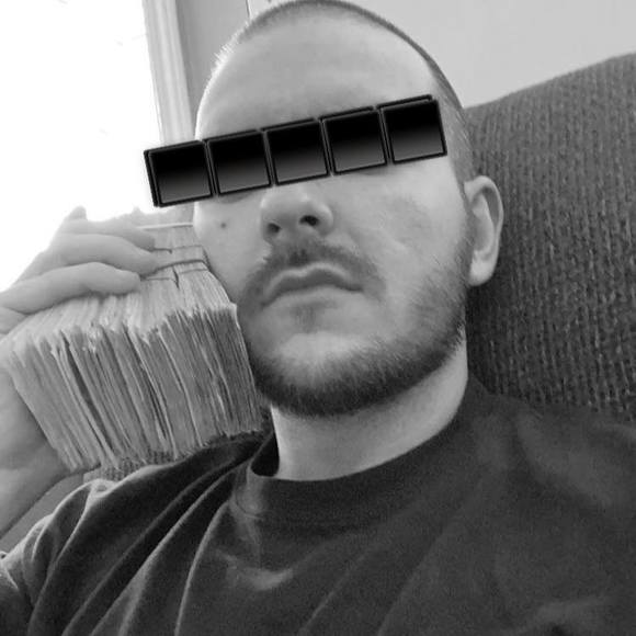 Profile Picture of Scotty Harris (@scottyharris834) on Poshmark