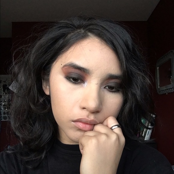 Profile Picture of Ali Asebedo (@auhlay) on Poshmark