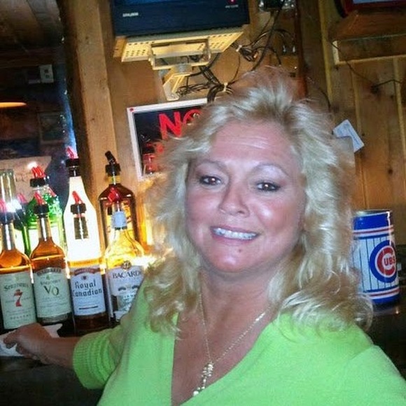 Profile Picture of Tammy Campbell (@tlcampbell7) on Poshmark